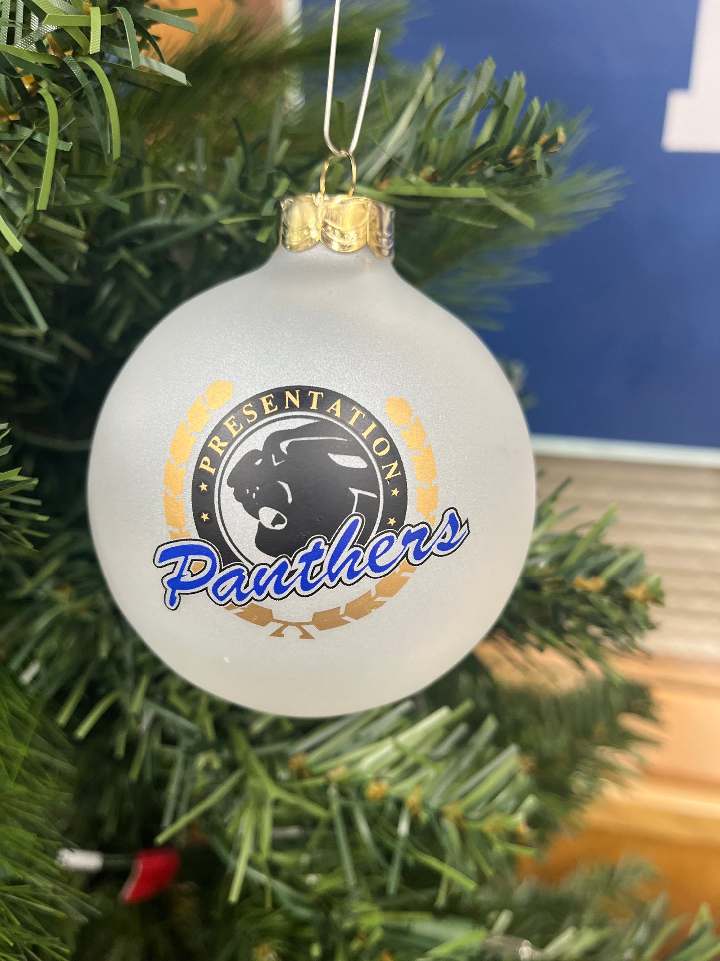 White Round Ball Ornament